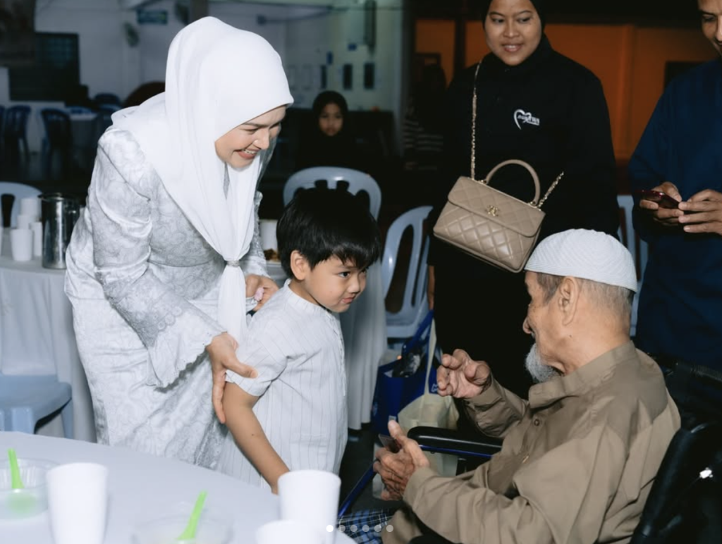 pemandu teksi